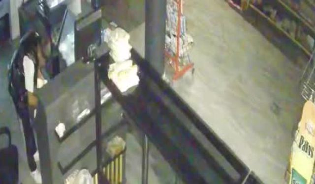 Ankara’da market hırsızlığı güvenlik kameralarına yansıdı