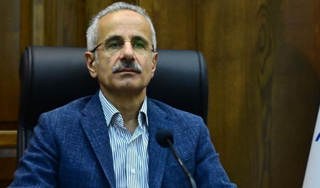 Bakan Uraloğlu: ''İlk altı ayda ise 559 bin 223 engelli yolcuya hizmet verdik''