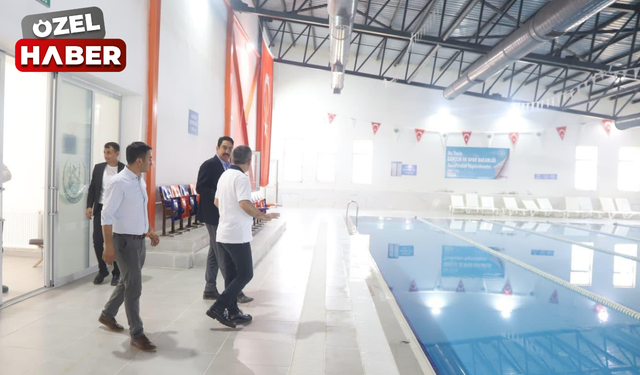 Bala Kaymakamı Yıldırım, yeni yüzme havuzunda incelemelerde bulundu