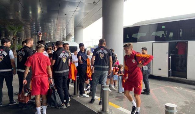 Galatasaray, sezonun açılış maçı için Gaziantep’e gitti