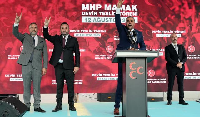 MHP Mamak İlçe Başkanlığında devir teslim töreni yoğun katılımla gerçekleşti