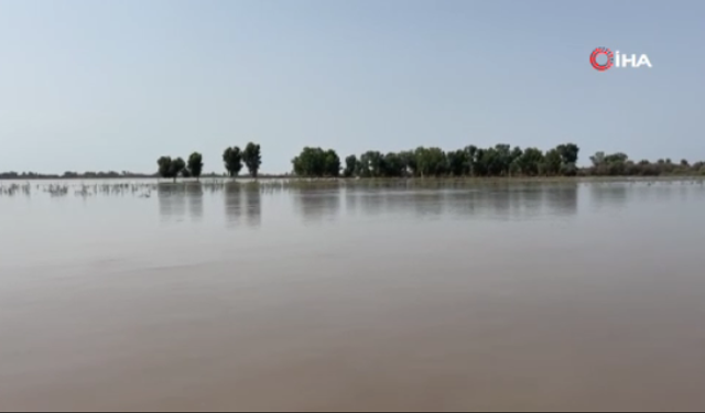 Muson felaketi Pakistan’da can almaya devam ediyor