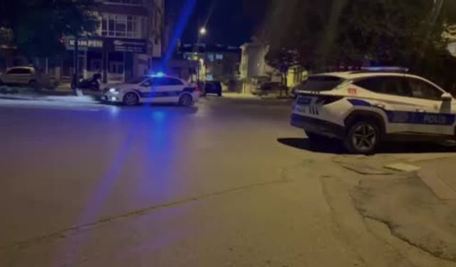 Sincan’da kamyonet sürücüsü tartıştığı yayaları ezdi