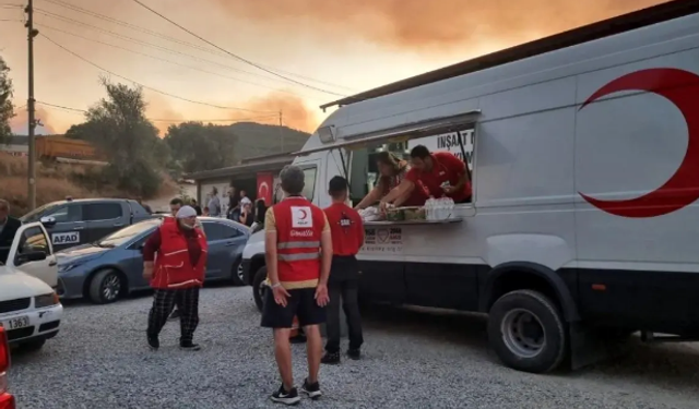Türk Kızılay’ın orman yangınlarıyla mücadeleye desteği devam ediyor
