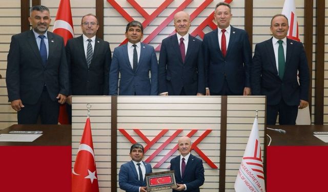 ÜNİPERSEN’den YÖK Başkanı Özvar’a ziyaret