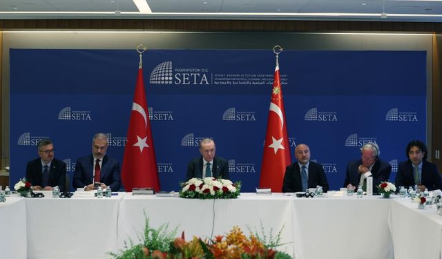 Cumhurbaşkanı Erdoğan, ABD’li düşünce kuruluşu temsilcileriyle görüştü