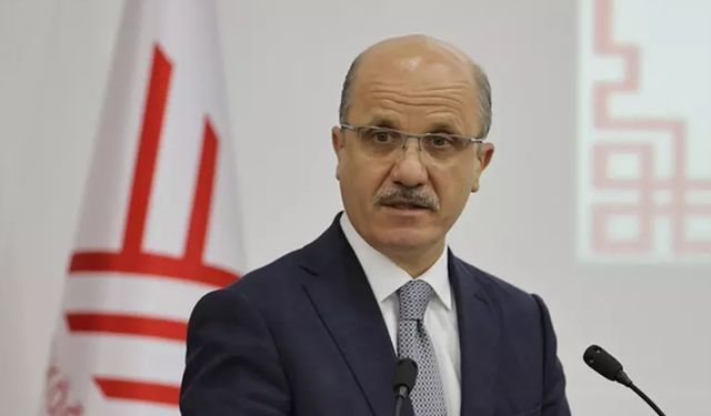 YÖK Başkanı Özvar'dan üniversite kayıt süreci ile ilgili kritik açıklama!