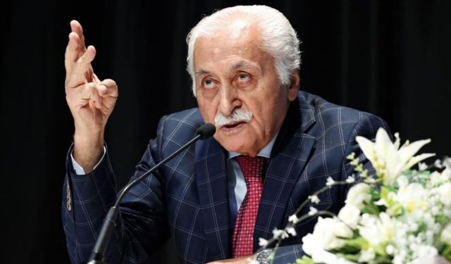 Türk edebiyatının deneyimli kalemi Yavuz Bülent Bakiler hayatını kaybetti