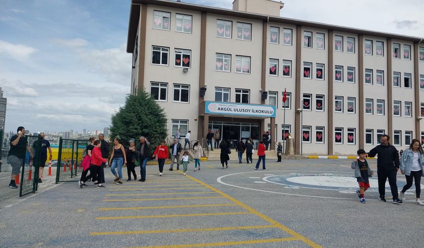 Son saate girildi! Çankaya'da sandıklara yoğun ilgi devam ediyor
