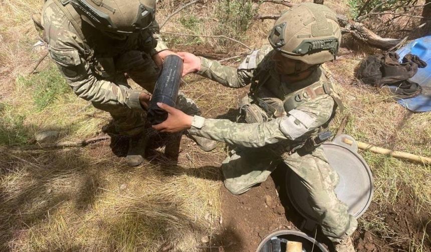 PKK'lı teröristlere ait mühimmatlar ele geçirildi