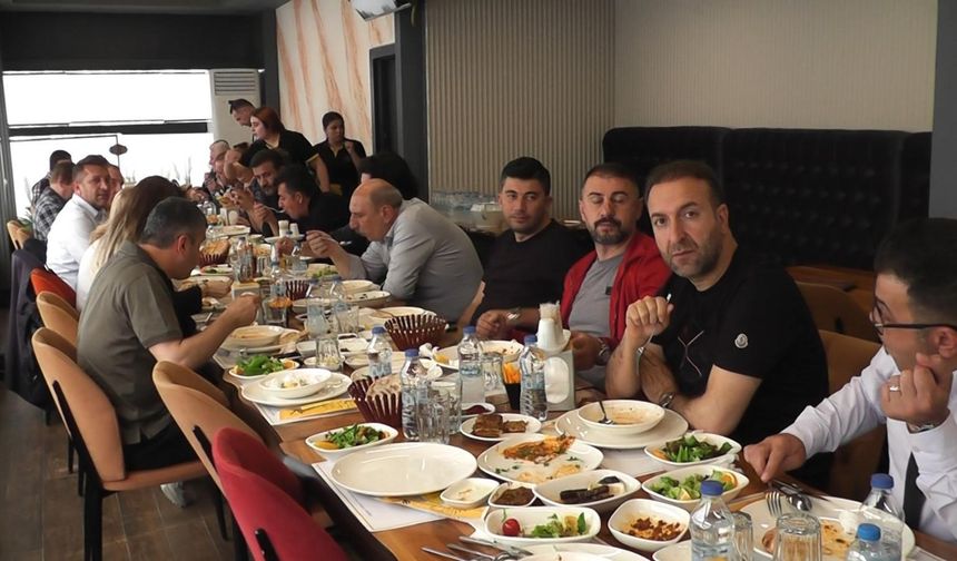 Ankaragücü ile Kayserispor yöneticileri, yemekte buluştu