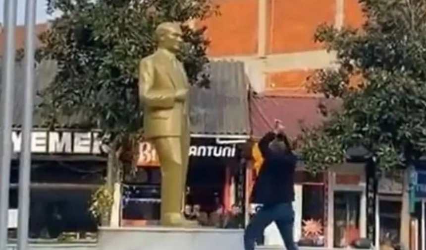 Atatürk heykeline saldıran şahıs hakkında karar çıktı