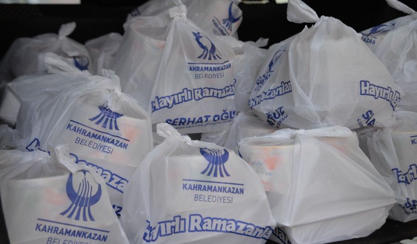 Kahramankazan Belediyesi ihtiyaç sahiplerine iftarlık dağıtımını gerçekleştirdi