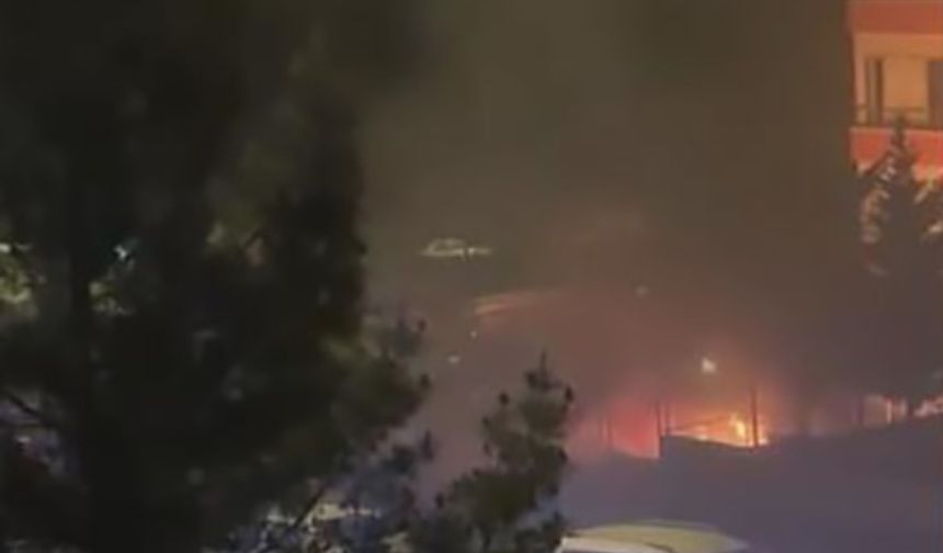 Ankara’da esrarengiz yangın! Alev topuna dönen otomobil kullanılamaz hale geldi