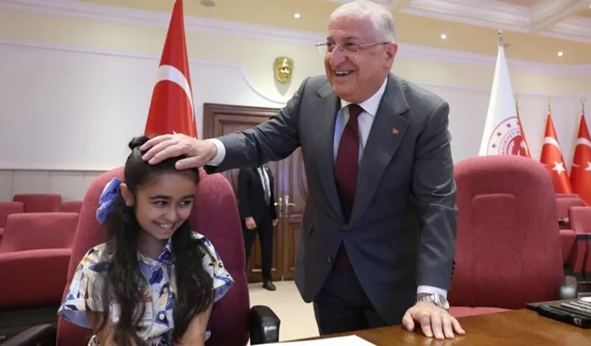 Milli Savunma Bakanı Güler: 'Sizler geleceğimizin güvencesisiniz'
