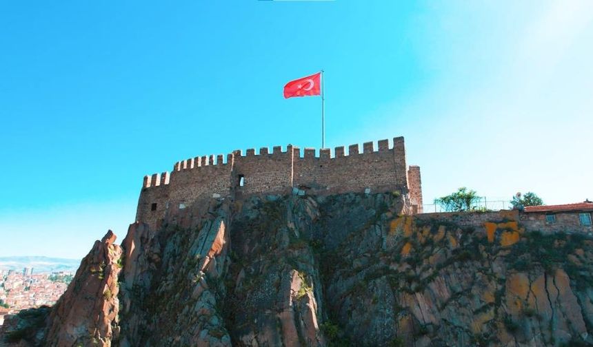 Ankara Kalesi'ndeki modernizasyon çalışmaları havadan görüntülendi