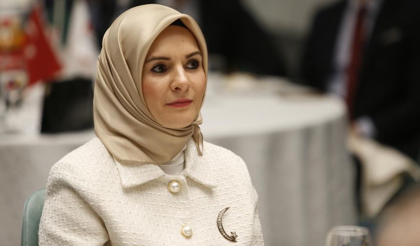 Bakan Göktaş: ''Evlatlarımızın eğitim hayatlarını destekliyoruz"