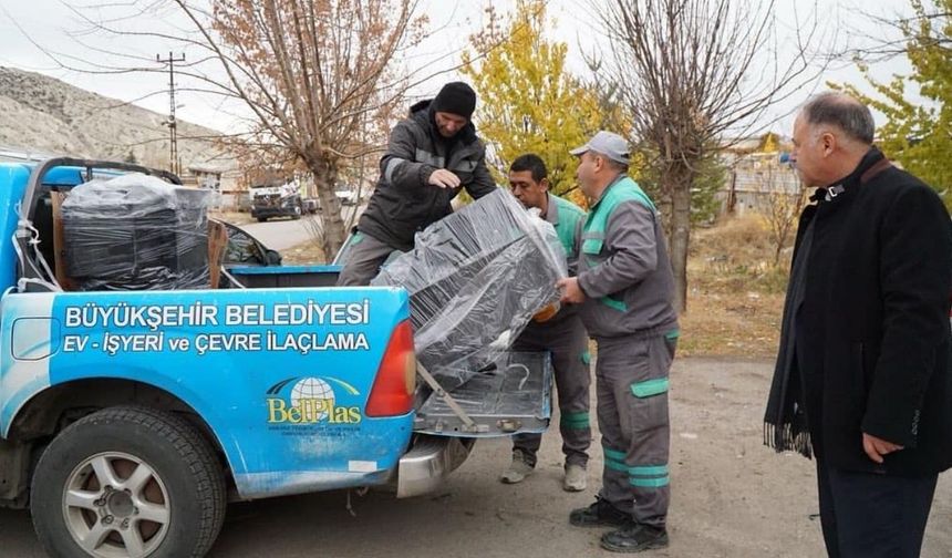 Beypazarı’nda kışa hazırlık: Camiler ve muhtarlıklara soba desteğinde bulunuldu