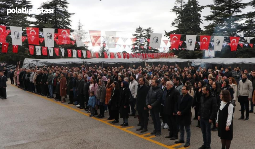 Elmadağ Kaymakamı Çaykara, Öğretmenler Günü Programına Katıldı