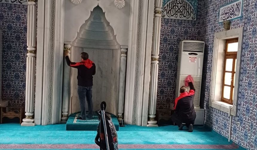 Pursaklar Belediyesi'nden cami temizlik çalışmaları