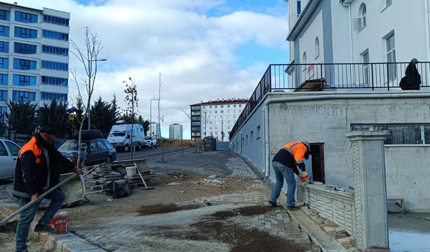 Pursaklar Belediyesi’nden Camilerde çevre düzenleme çalışmaları