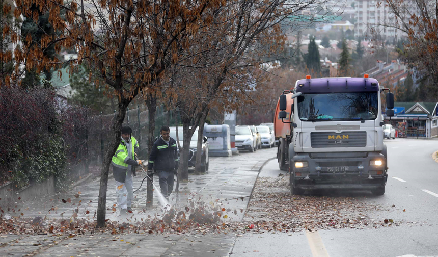 Yenimahalle’de hummalı temizlik