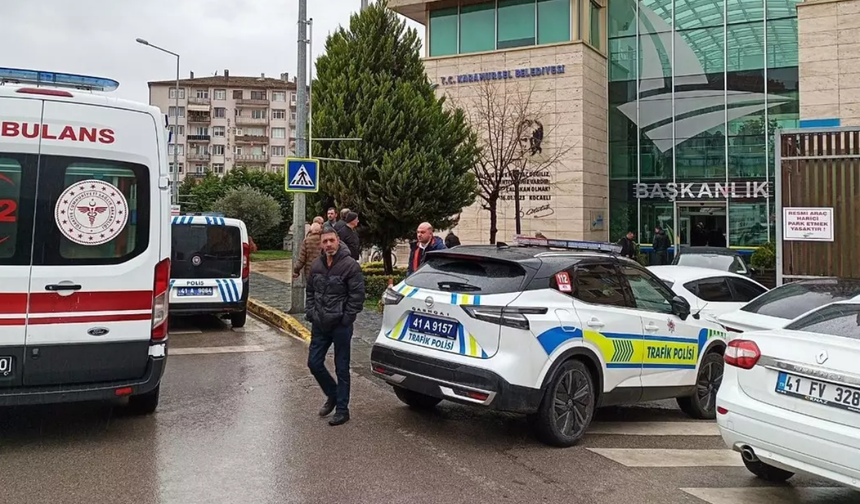 Eski MHP'li başkana belediye binasında saldırı! Çok sayıda yaralı var