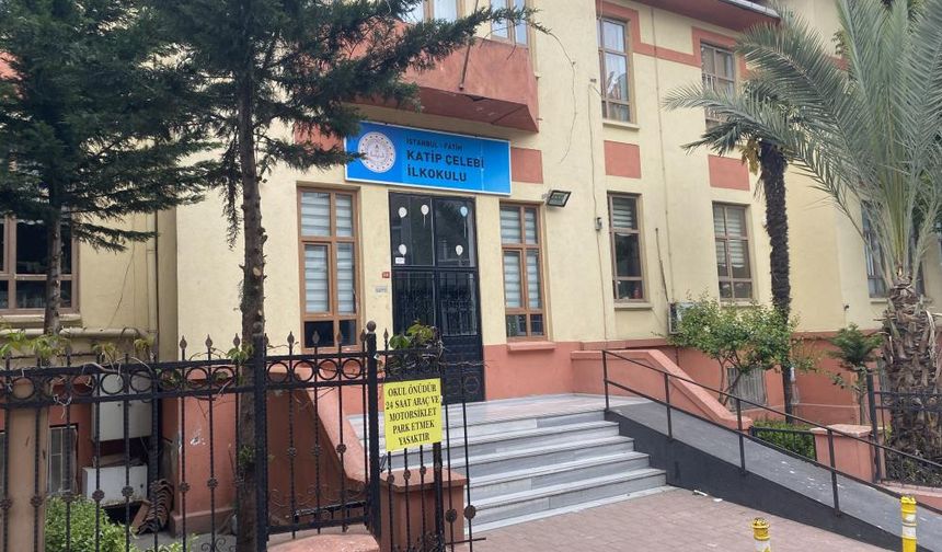 Depremde hasar alan okullar boşaltıldı!