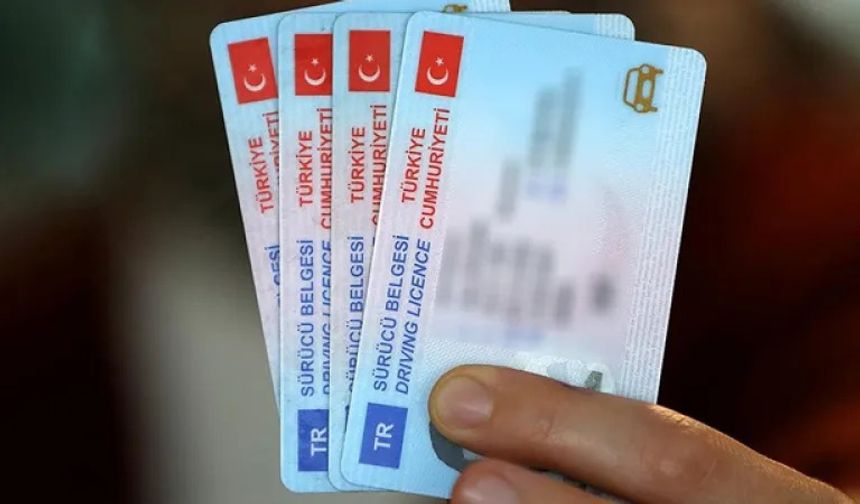 Ehliyetini yenilemeyenler dikkat! İptal olabilir...