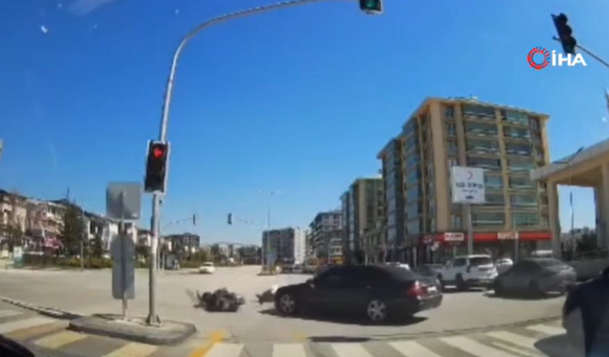 Gölbaşı’nda kırmızı ışık ihlali kazaya neden oldu!