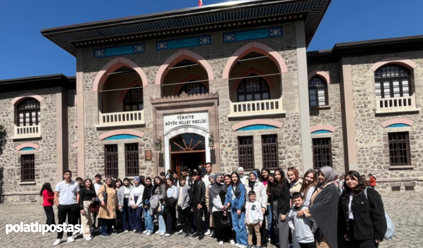 Polatlı Anadolu İmam Hatip Lisesi öğrencilerinden Ankara Kültür Gezisi: Tarih, bilim ve maneviyat durağı