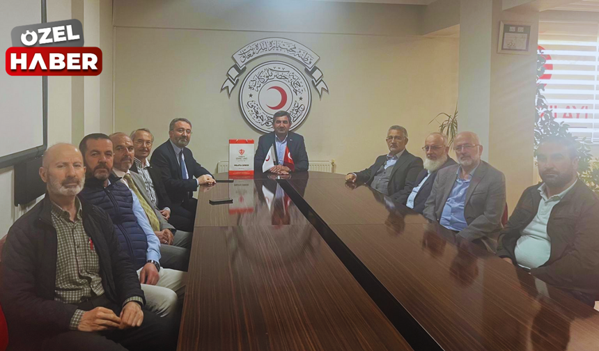Polatlı Müftüsü ve Diyanet Vakfı’ndan Kızılay Başkanına ziyaret