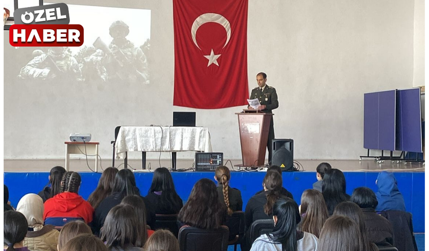 Polatlı'da öğrencilere askeri meslekler tanıtıldı