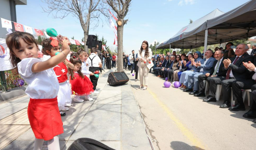 Sincan Belediyesi, ilçeye 6. kreşini açtı!
