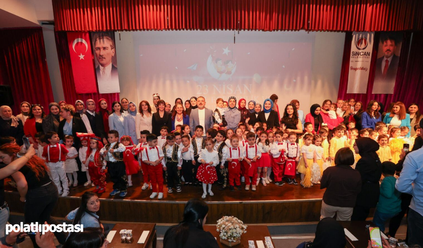 Sincan'da 23 Nisan coşkusu kreşlerden yükseldi! Miniklerin gösterileri büyüledi