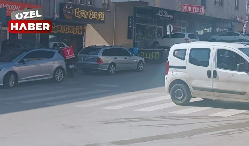Yaya geçidinde park sorunu: Vatandaşlardan tepki yağıyor