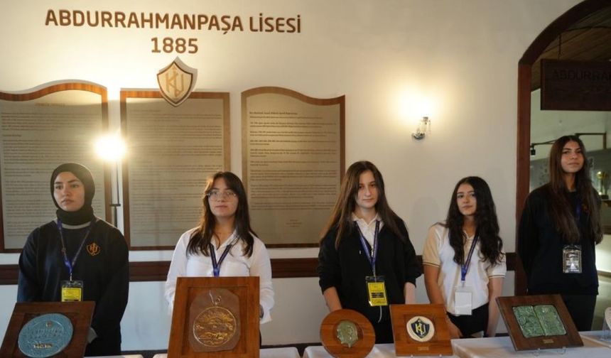 Bir okuldan çok daha fazlası: Abdurrahmanpaşa Lisesi 140 yaşında