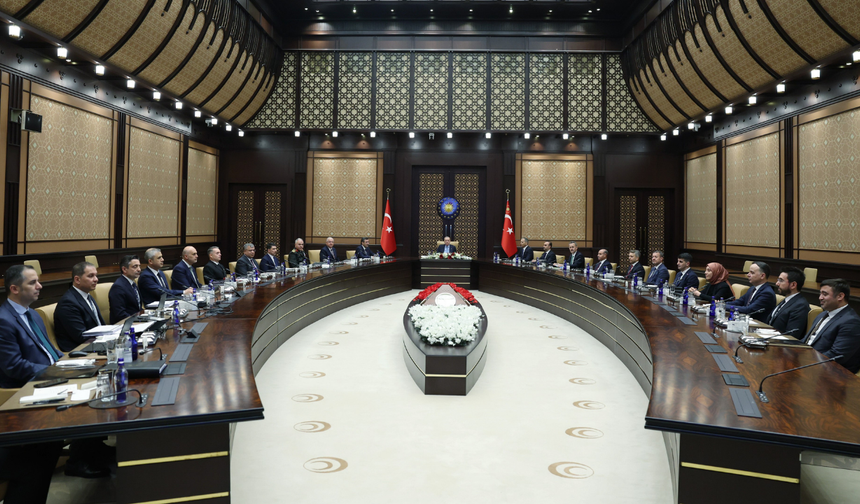 Cumhurbaşkanlığı Külliyesi'nde savunma sanayiinde kritik kararlar alındı