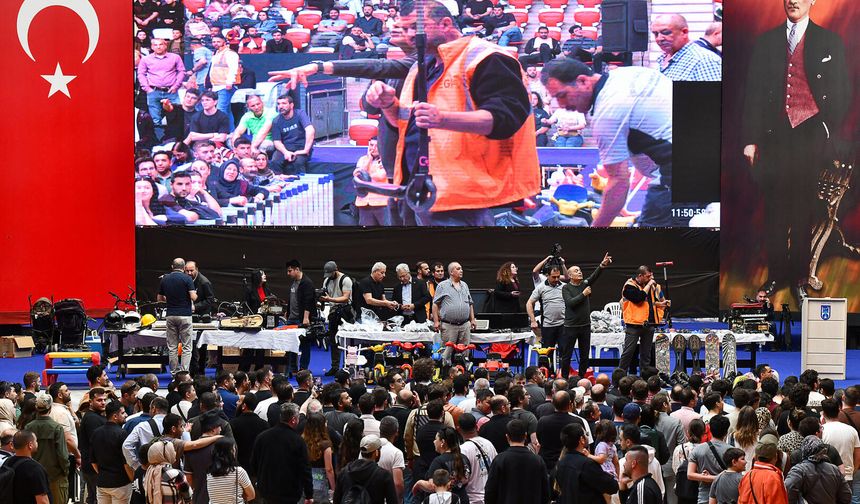 EGO'dan kayıp eşya satışı! 2 bin 223 parça eşya yeni sahibini buldu