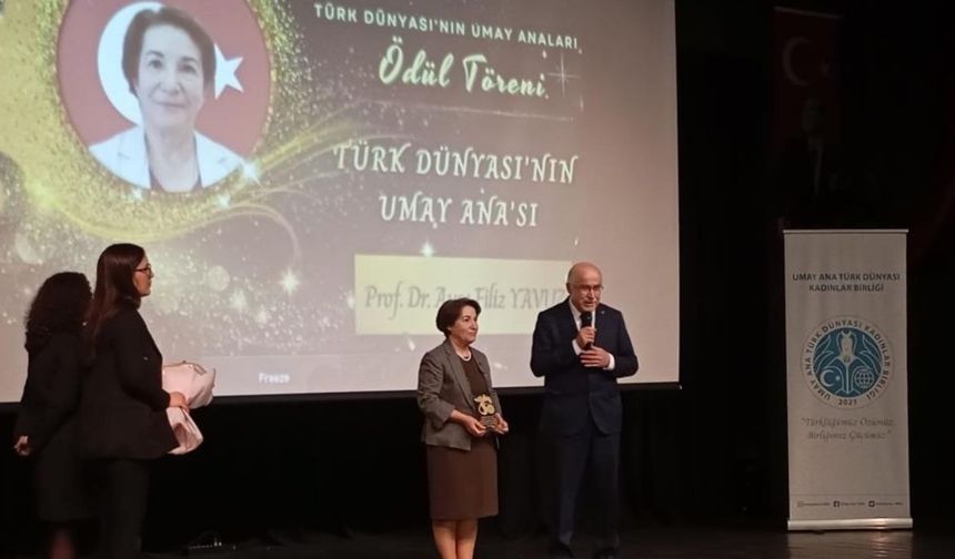 Ankara’da Türk Dünyası Umay Anaları ödül töreni gerçekleşti
