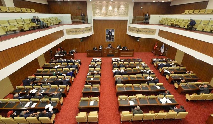 ABB Meclisi'nde flaş gelişme: CHP’li Ahmet Öksüz istifasını duyurdu