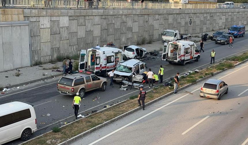 Kastamonu'da zincirleme kaza! Çok sayıda yaralı var