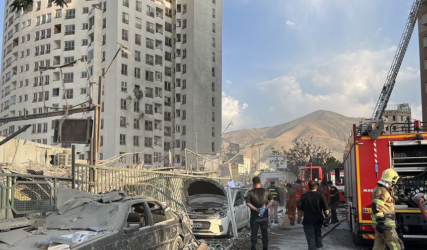 Tahran'da 78, Tebriz'de 5 kişi hayatını kaybetti