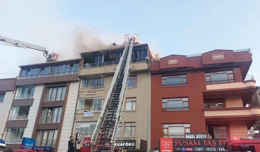 Yenimahalle'de 4 katlı binada korkutan yangın!