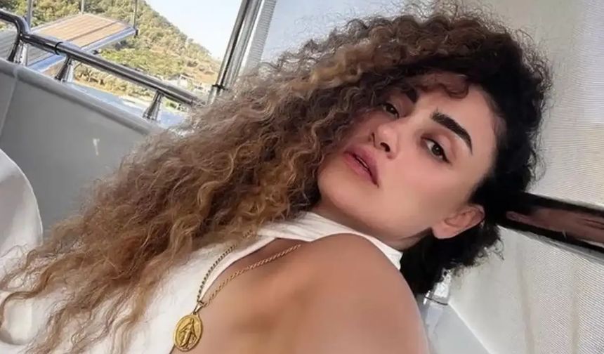 Dilan Çıtak Tatlıses 'dur' ihtarına uymadı, polisin üzerine araba sürdü!