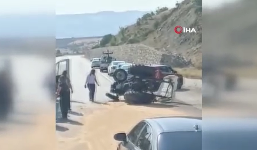 Kalecik’te buğday yüklü traktör devrildi