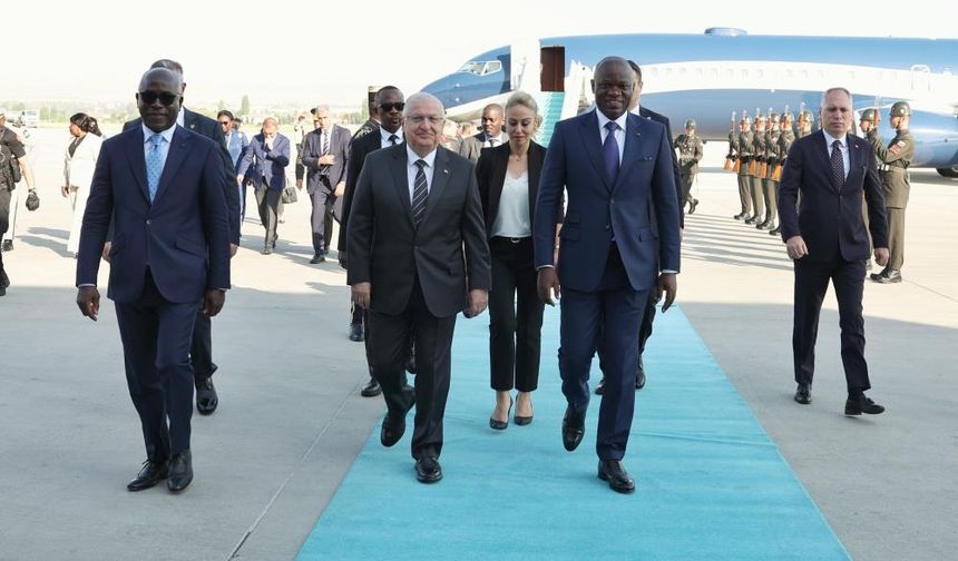 Gabon Cumhurbaşkanı Nguema, resmi ziyaret kapsamında Ankara'ya geldi