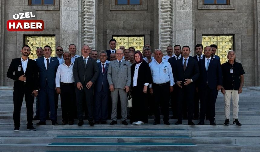 MHP'den anlamlı davet: Polatlılı muhtarlar Meclis'te ağırlandı
