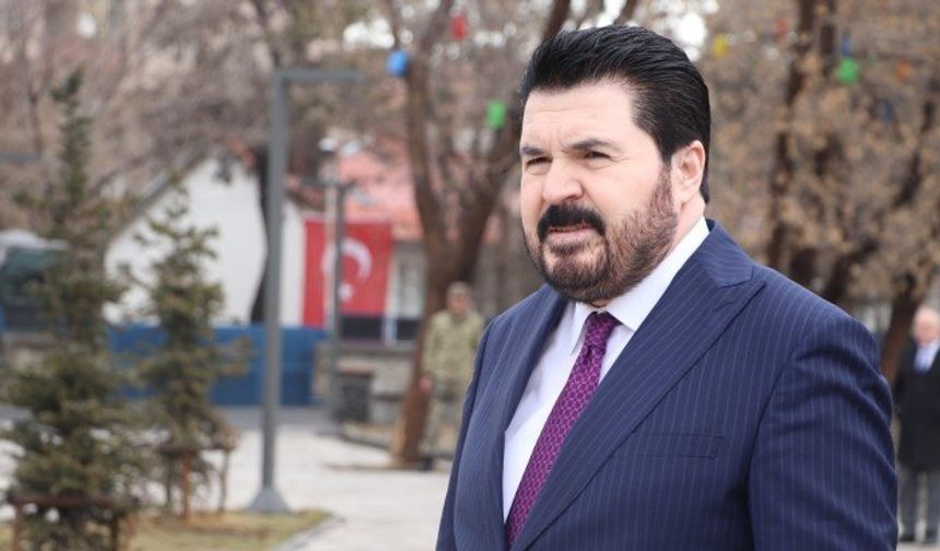 Savcı Sayan’dan gündem olacak iddia: CHP’li bir belediye başkanı AK Parti’ye katılacak!
