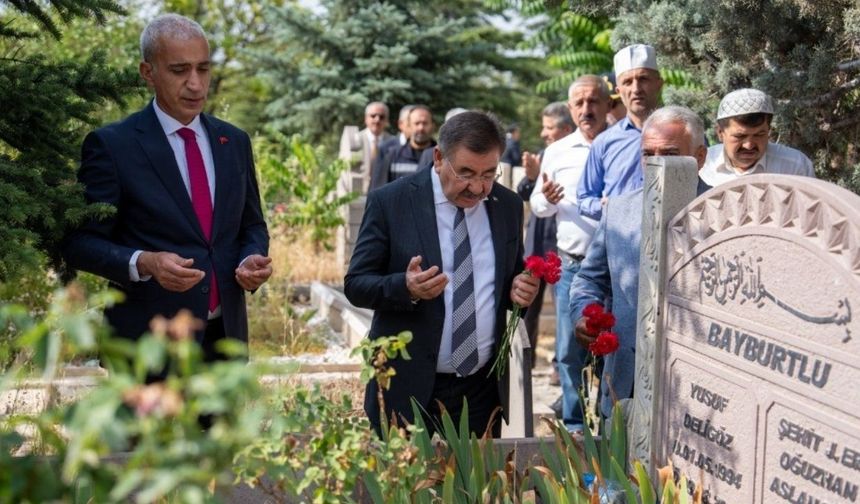 Gölbaşı’nda 15 Temmuz şehitleri dualarla anıldı